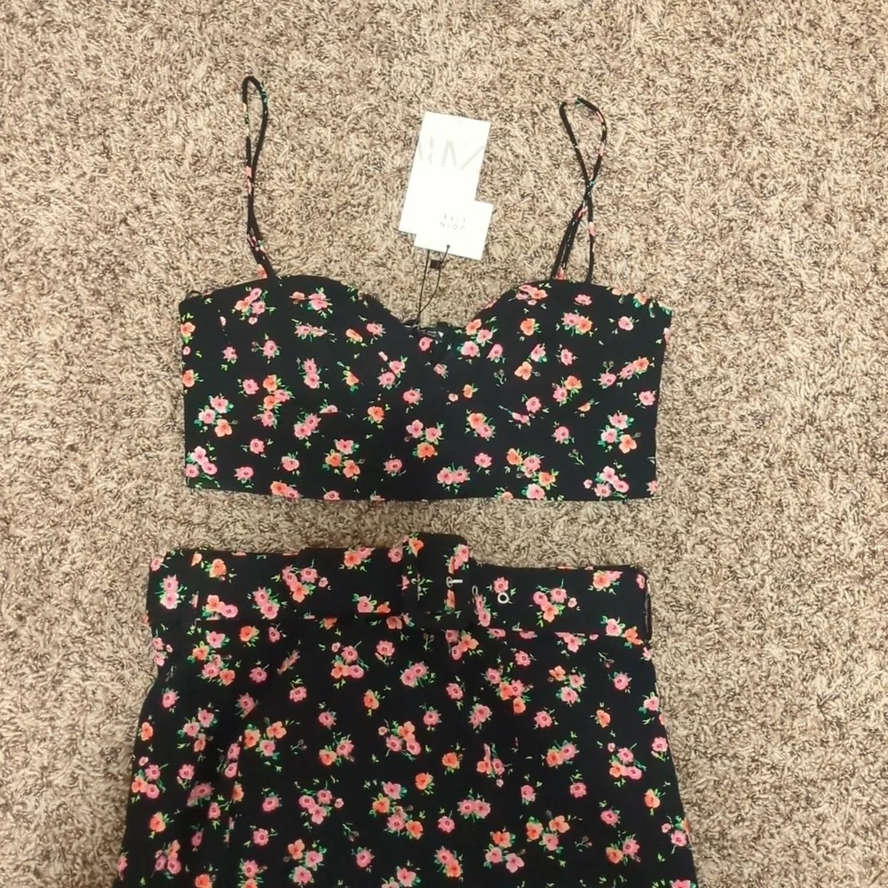 Zara black linen floral two piece sleeveless crop top midi skirt set with slit